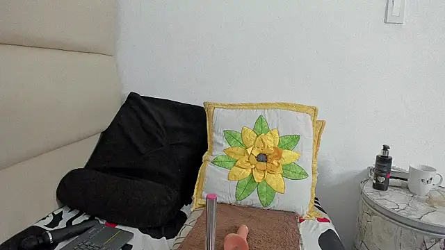 avatomas 02 online show from November 7, 2025, 3:44 am