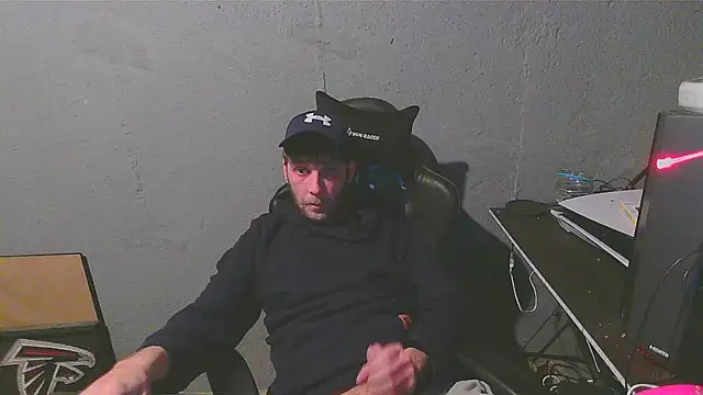 Superoz77 online show from January 4, 2025, 3:40 am