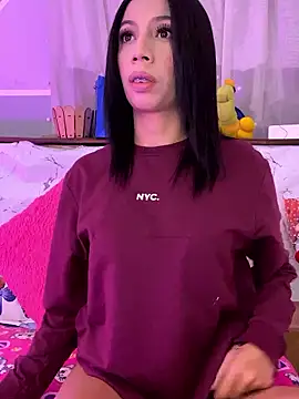 Lina10 online show from January 12, 2026, 6:04 pm