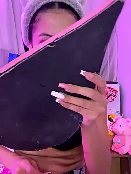 Lina10 online show from January 13, 2026, 9:08 pm