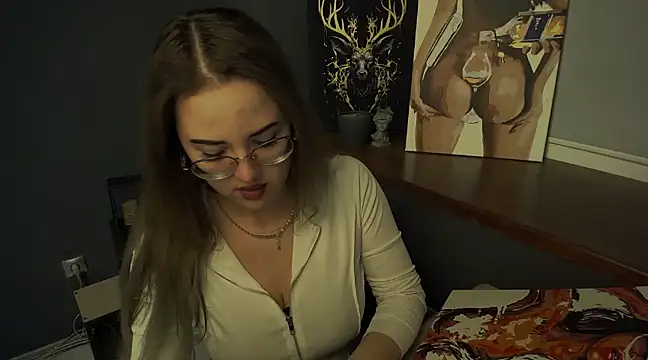 luxie milady online show from March 21, 2025, 1:12 pm