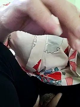 Snapshot of Hangem111 chatting on February 6, 2026, 7:59 am Hangem111 online show from February 6, 2026, 7:59 am