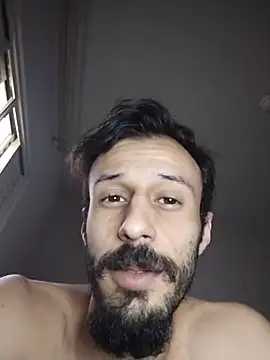 LopeseLua online show from November 29, 2025, 5:02 pm