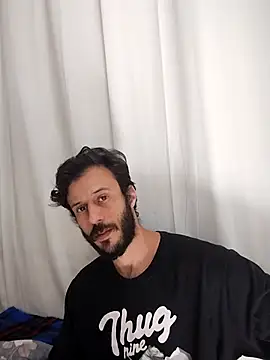 LopeseLua online show from September 9, 2025, 3:32 pm