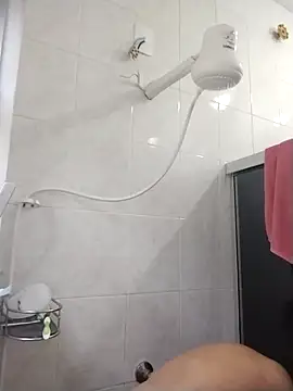 LopeseLua online show from October 7, 2025, 5:14 pm