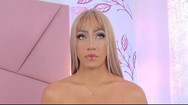 VictoriaRoss1 online show from September 15, 2025, 7:36 pm