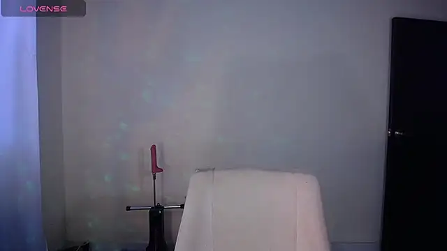 sashaHarding11 online show from September 12, 2025, 8:52 pm