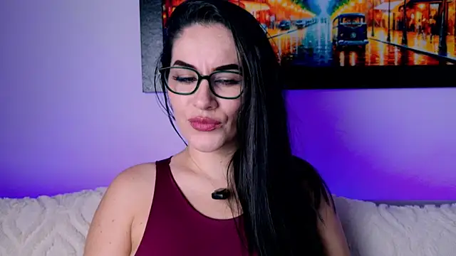 Pamela Rosal online show from April 3, 2026, 1:23 am