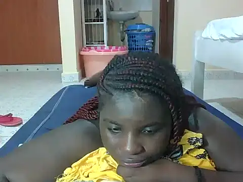 hotebbbyy online show from February 21, 2026, 7:54 am