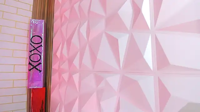 Snapshot of meribeth303av chatting on March 2, 2026, 5:31 pm meribeth303av online show from March 2, 2026, 5:31 pm