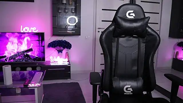 Beauty Anne online show from November 21, 2025, 6:45 am