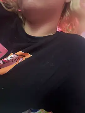 Snapshot of Sweet_MaryJane2 chatting on February 21, 2026, 9:06 pm Sweet MaryJane2 online show from February 21, 2026, 9:06 pm