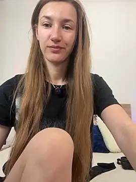 KateRedgar online show from February 28, 2026, 2:06 pm