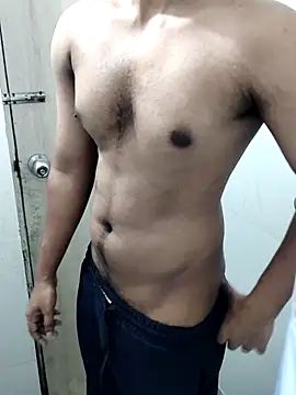 hottboy 39 online show from October 3, 2025, 8:16 am