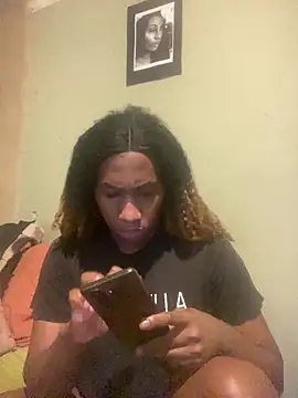 Moorella1 online show from April 6, 2026, 6:03 am