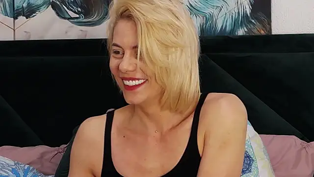 tanyagrey online show from February 18, 2026, 6:55 am