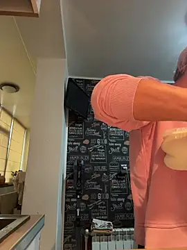 tanyagrey online show from October 28, 2025, 7:07 am