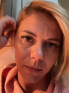 tanyagrey online show from October 16, 2025, 7:16 am