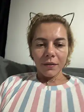 tanyagrey online show from November 13, 2025, 7:12 am