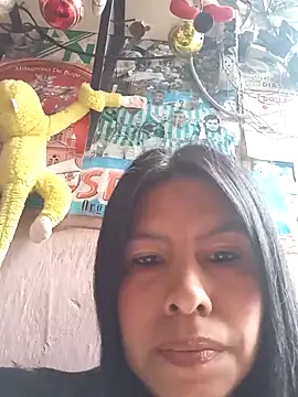 Alanagracia online show from December 16, 2025, 12:42 pm