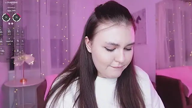 Mia  Peach online show from March 21, 2025, 5:56 pm