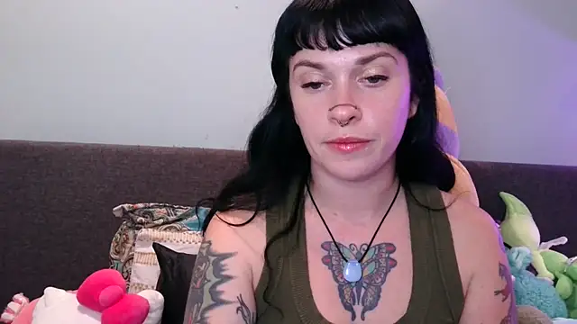 Marcelinegoddess online show from November 11, 2025, 4:18 am