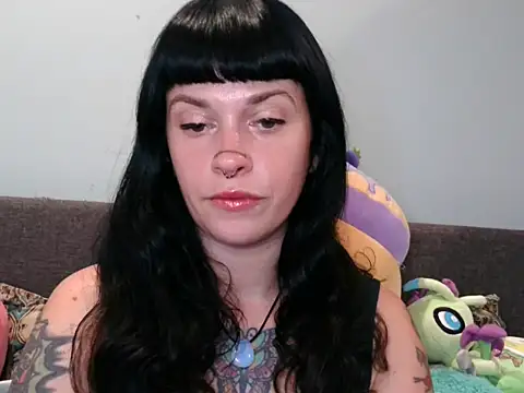 Snapshot of Marcelinegoddess chatting on October 17, 2025, 1:35 pm Marcelinegoddess online show from October 17, 2025, 1:35 pm