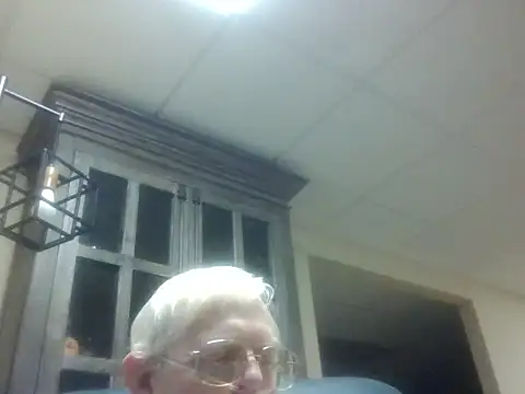 Snapshot of bootlegmanz chatting on July 18, 2026, 3:53 pm bootlegmanz online show from July 18, 2026, 3:53 pm
