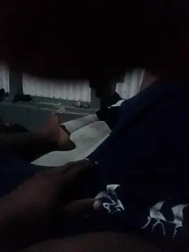 Snapshot of Algenis1232 chatting on October 28, 2025, 7:18 am Algenis1232 online show from October 28, 2025, 7:18 am