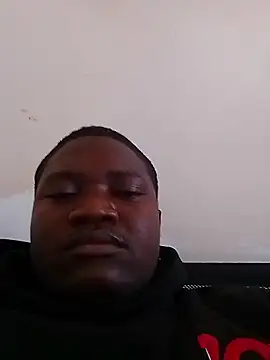 Algenis1232 online show from November 7, 2025, 4:11 pm