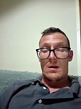 Snapshot of TheSouthernKing chatting on February 2, 2026, 9:58 pm TheSouthernKing online show from February 2, 2026, 9:58 pm