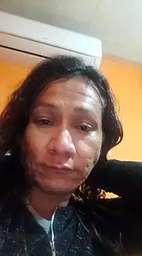 Snapshot of miicheele32 chatting on February 23, 2025, 7:33 am miicheele32 online show from February 23, 2025, 7:33 am