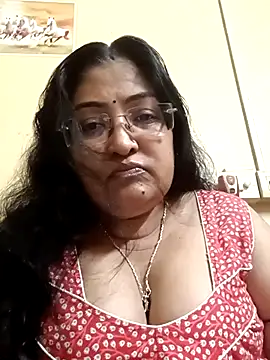 Snapshot of LAVERNIYA_ chatting on March 9, 2025, 12:31 pm LAVERNIYA  online show from March 9, 2025, 12:31 pm