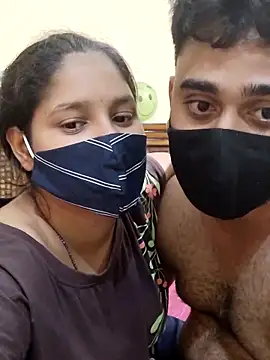 Snapshot of IND_COUPLE1 chatting on February 16, 2025, 9:16 pm IND COUPLE1 online show from February 16, 2025, 9:16 pm