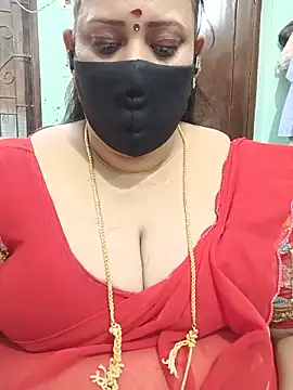 Snapshot of ashikaa_r chatting on May 26, 2026, 6:17 pm ashikaa r online show from May 26, 2026, 6:17 pm
