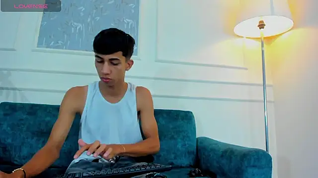 Lucian Davi online show from February 24, 2025, 12:05 pm