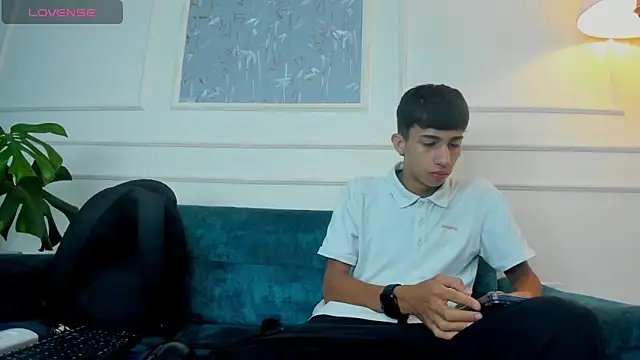 Lucian Davi online show from March 3, 2025, 12:17 pm