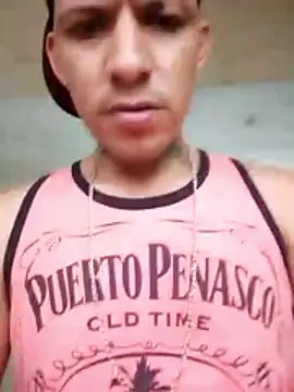 Snapshot of Alonsomadeira chatting on June 7, 2026, 1:05 pm Alonsomadeira online show from June 7, 2026, 1:05 pm