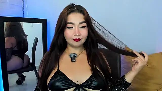 LiahDiaz online show from April 5, 2026, 7:31 pm