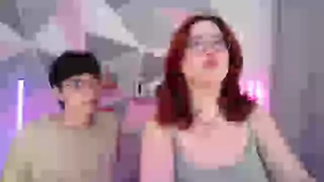 AndrewAnndCherry online show from December 17, 2025, 12:37 am