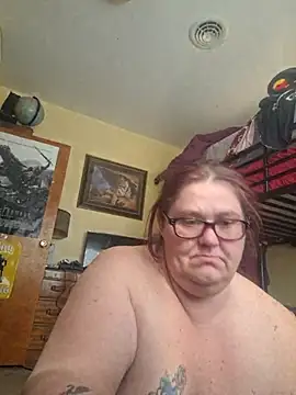 Snapshot of mcv131985 chatting on February 7, 2026, 7:55 pm mcv131985 online show from February 7, 2026, 7:55 pm