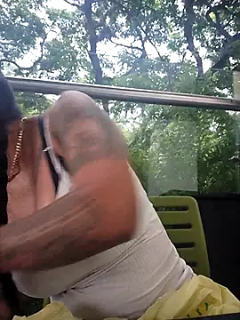 Snapshot of luisa16xxx chatting on September 24, 2025, 7:09 pm luisa16xxx online show from September 24, 2025, 7:09 pm