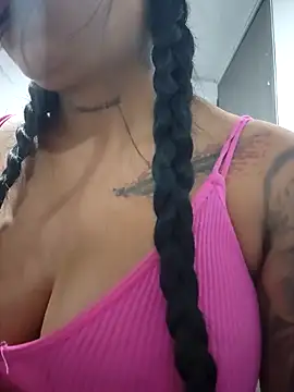 luisa16xxx online show from April 8, 2026, 7:48 pm