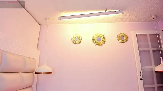 kaory azumi online show from November 4, 2025, 6:33 pm