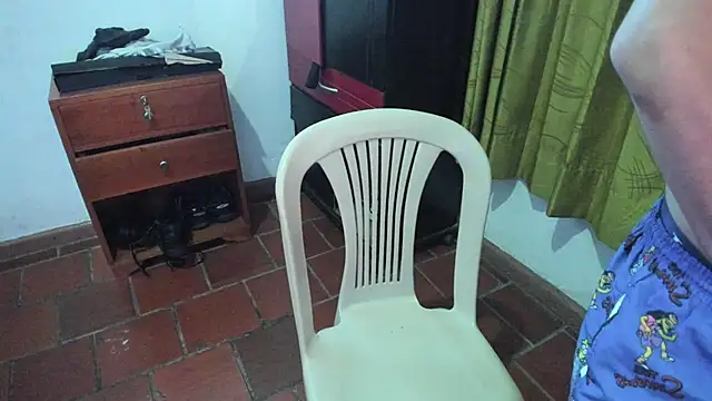 Waturox online show from November 21, 2025, 11:37 pm