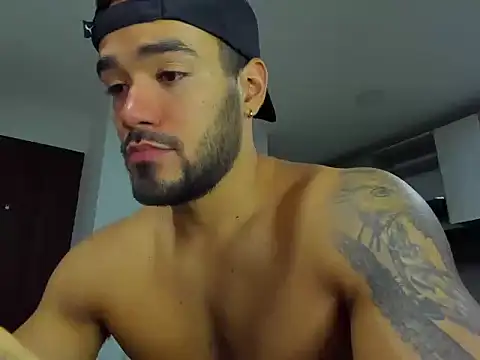 Alexander Martines online show from September 25, 2025, 11:22 pm