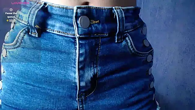 salomee star  online show from March 11, 2025, 12:50 pm