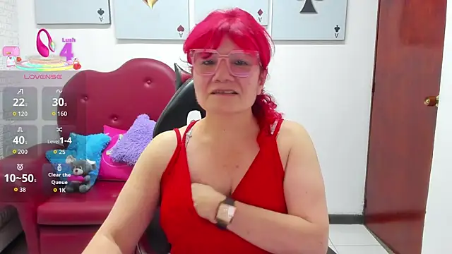 Snapshot of Salomeediaz_ chatting on December 17, 2025, 9:09 pm Salomeediaz online show from December 17, 2025, 9:09 pm