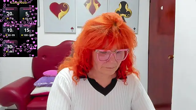 Salomeediaz  online show from April 15, 2026, 9:04 pm