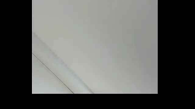 Snapshot of DaphneLloyd chatting on April 30, 2026, 6:20 am DaphneLloyd online show from April 30, 2026, 6:20 am